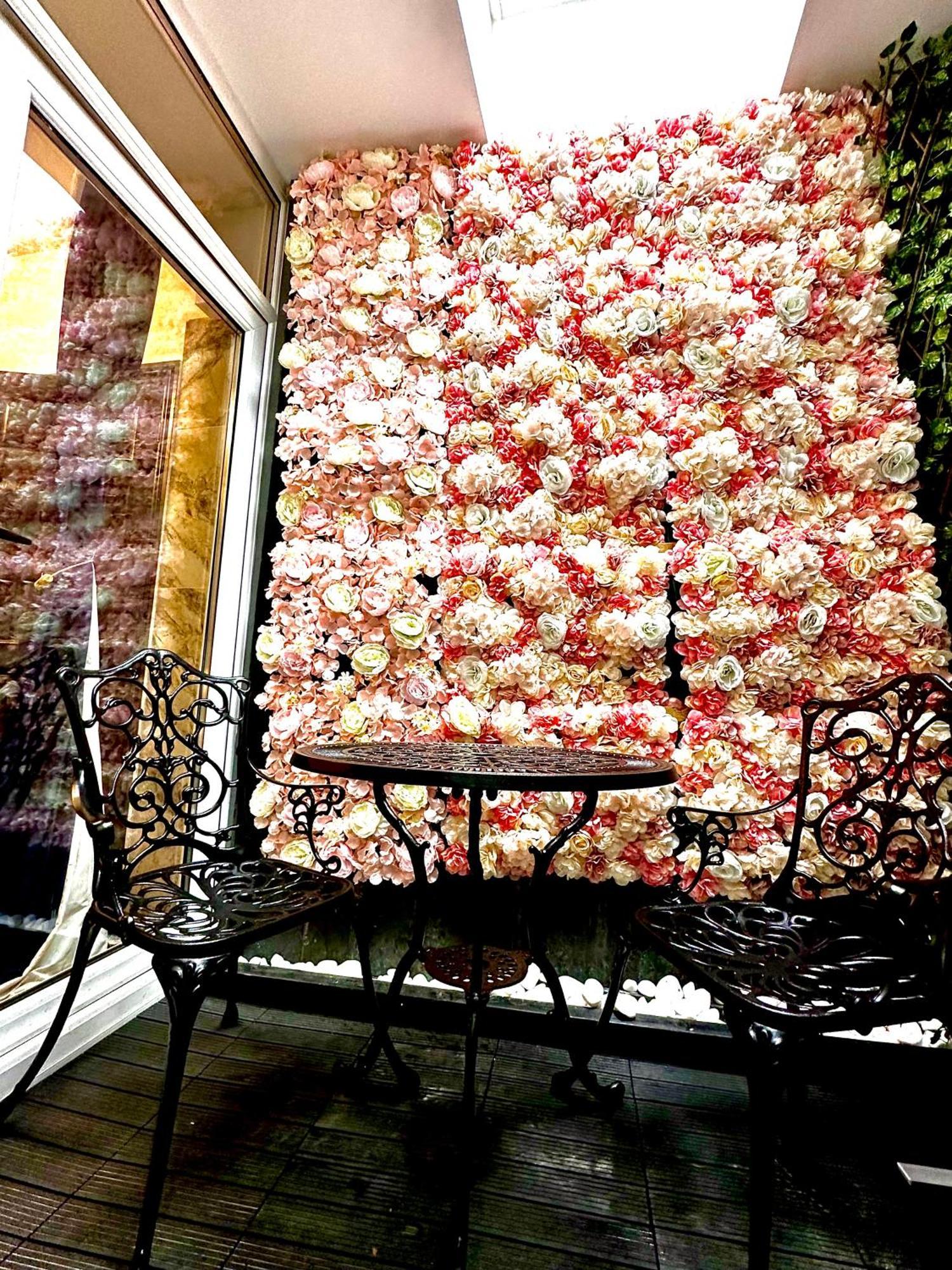 Duke And Duchess Apartments And Rooms - Private In Room Hot Tub Suites Londres Exterior foto
